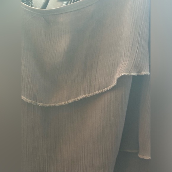 Lapis tiered ruffle blouse - Picture 4 of 5